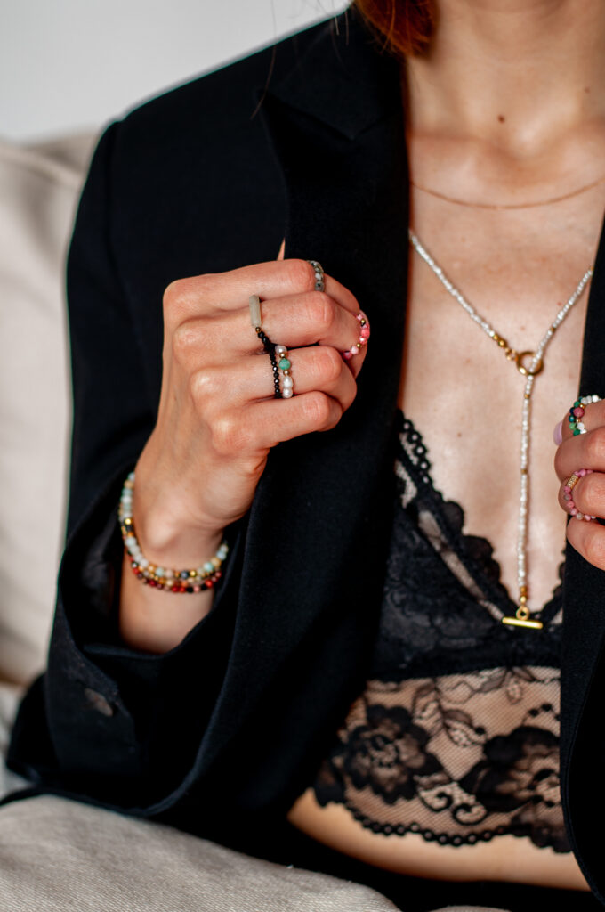 sesja kobieca, sesja biżuteri